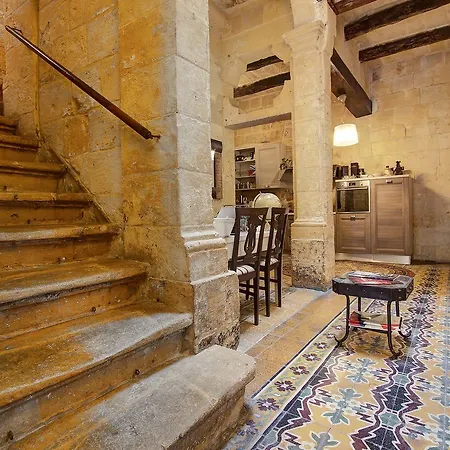 Bed & Breakfast Princess Elena 3*